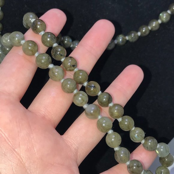 32" Labradorite And Silk Necklace - Picture 3 of 7